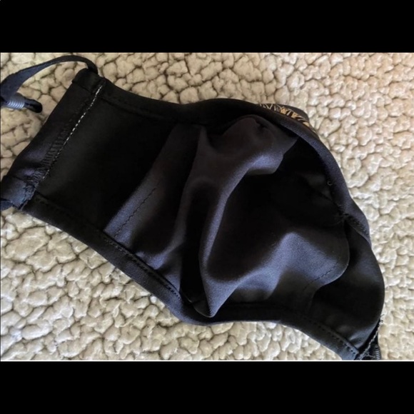 Constantly Varied Gear CVG Face Cover Mask Fineapple - Picture 3 of 3